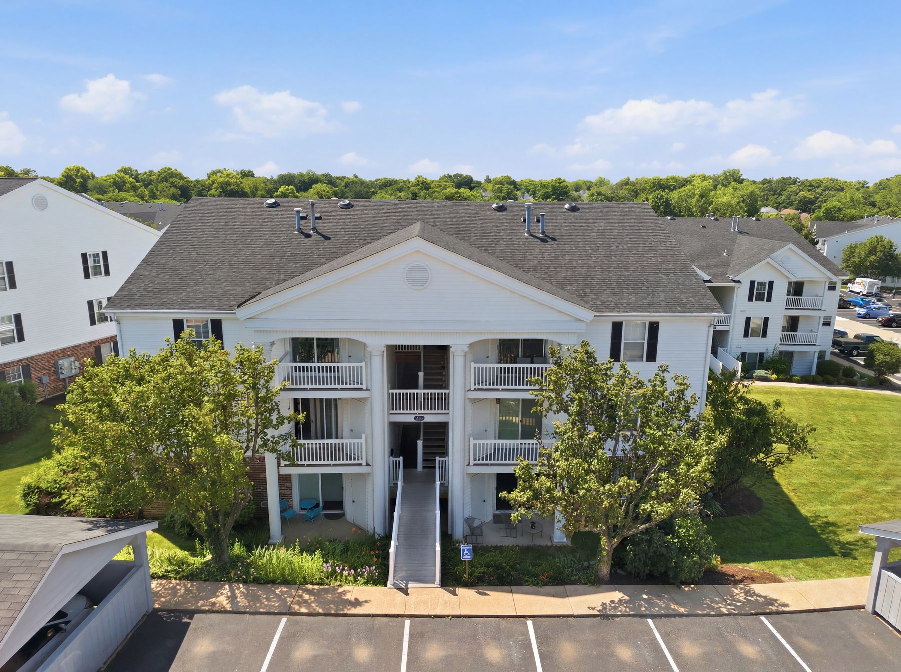 133 Jubilee Hill Dr Unit J photo 1
