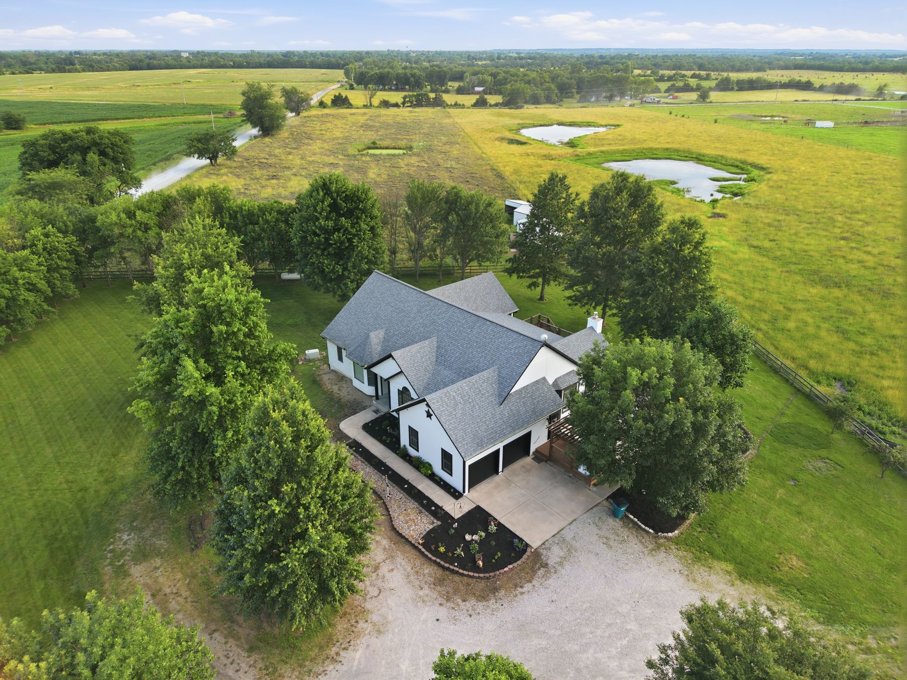 31700 Osawatomie Rd photo 21
