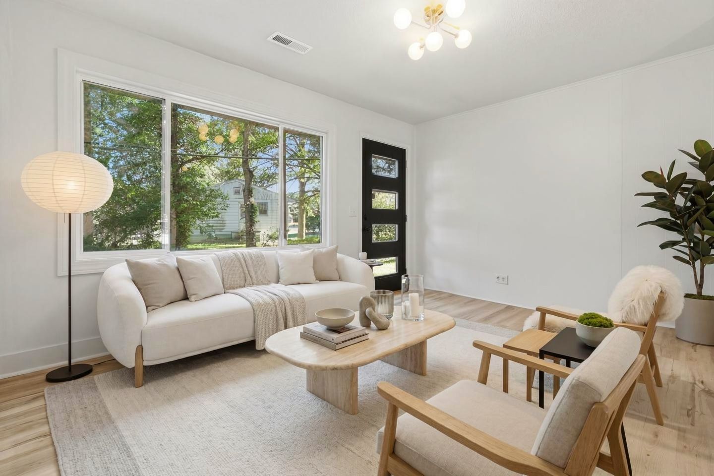 Virtual Staging real estate photo
