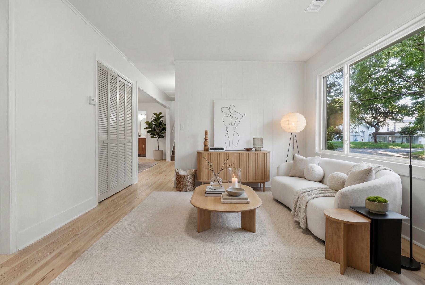Virtual Staging real estate photo