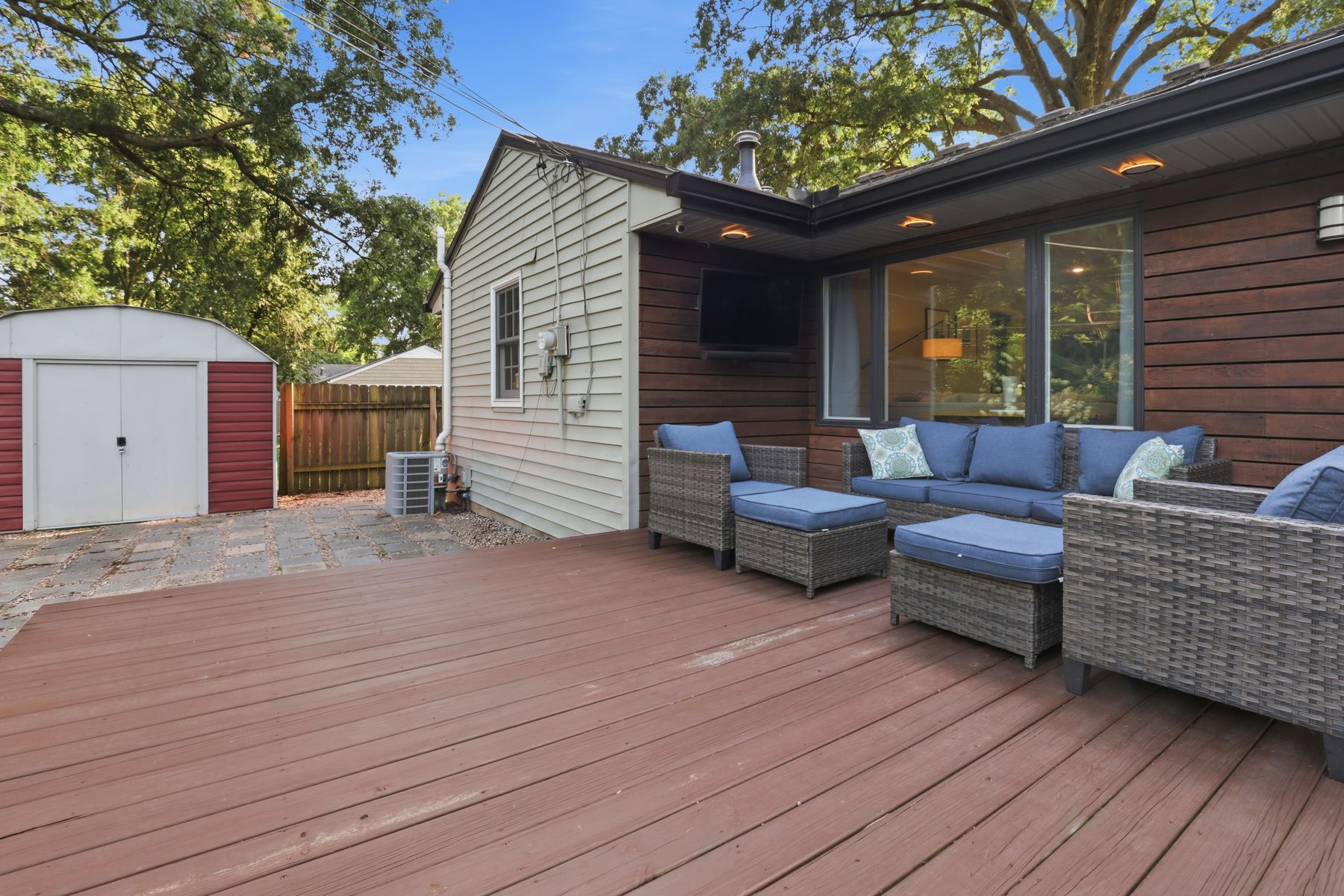 Exterior real estate photo